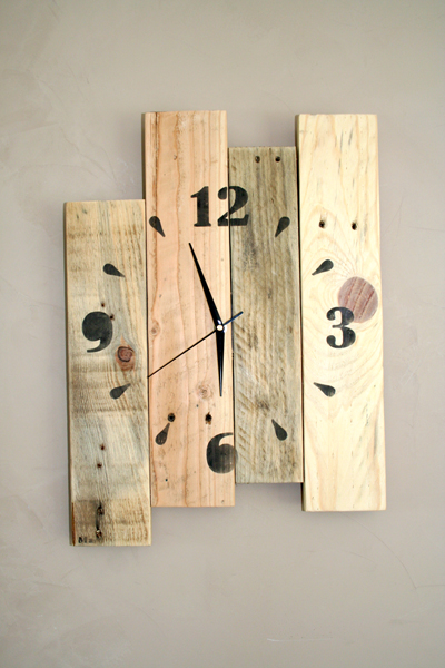 horloge-murale-bois-décoration-personnalisé-artisanal-naturel-pendule