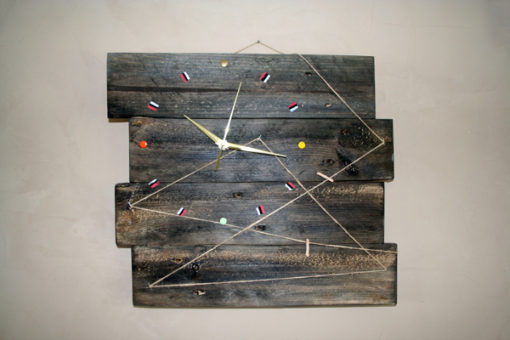 horloge-murale-bois-décoration-personnalisé-artisanal-pendule