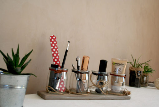 support-rangement-salle-de-bain-maquillage-bois-artisanal