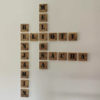 scrabble-mural-bois-lettre-géant-mots-prenoms-décoration-maison-personnalisé-artisanal