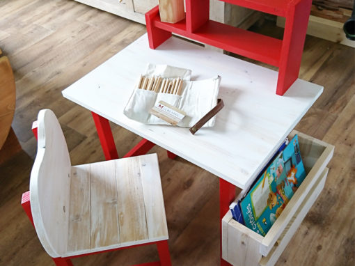 meuble-bureau-enfant-bois-sur-mesure-chambre-artisanal