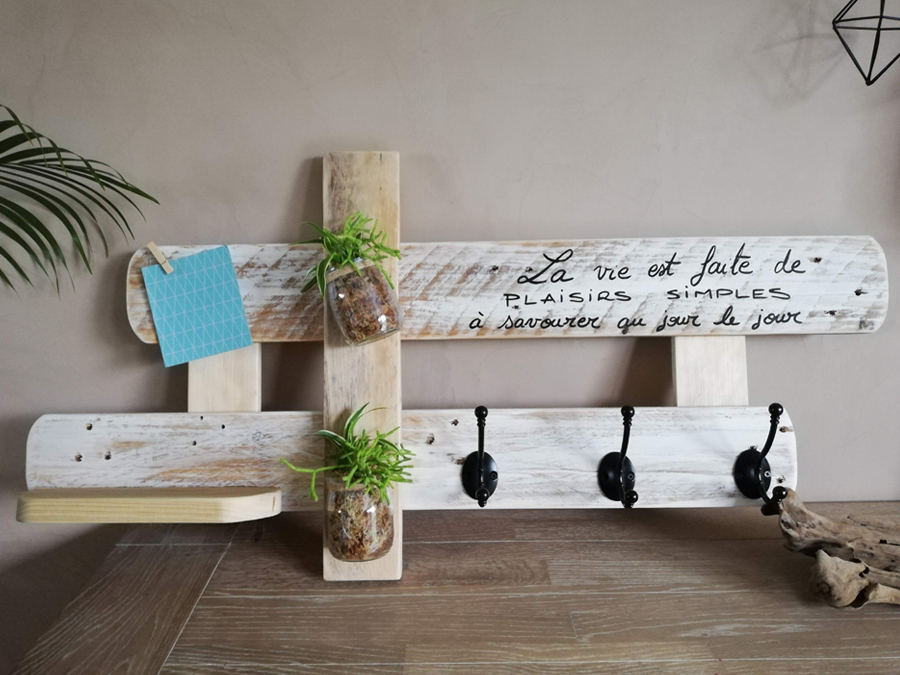 porte-crochet-manteau-patère-mural-bois-décoration-personnalisé-artisanal-plantes