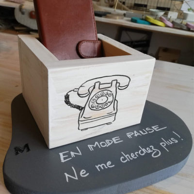 support-telephone-bois-sur-mesure