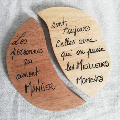 dessous-de-plat-personnalisé-déco-table-bois