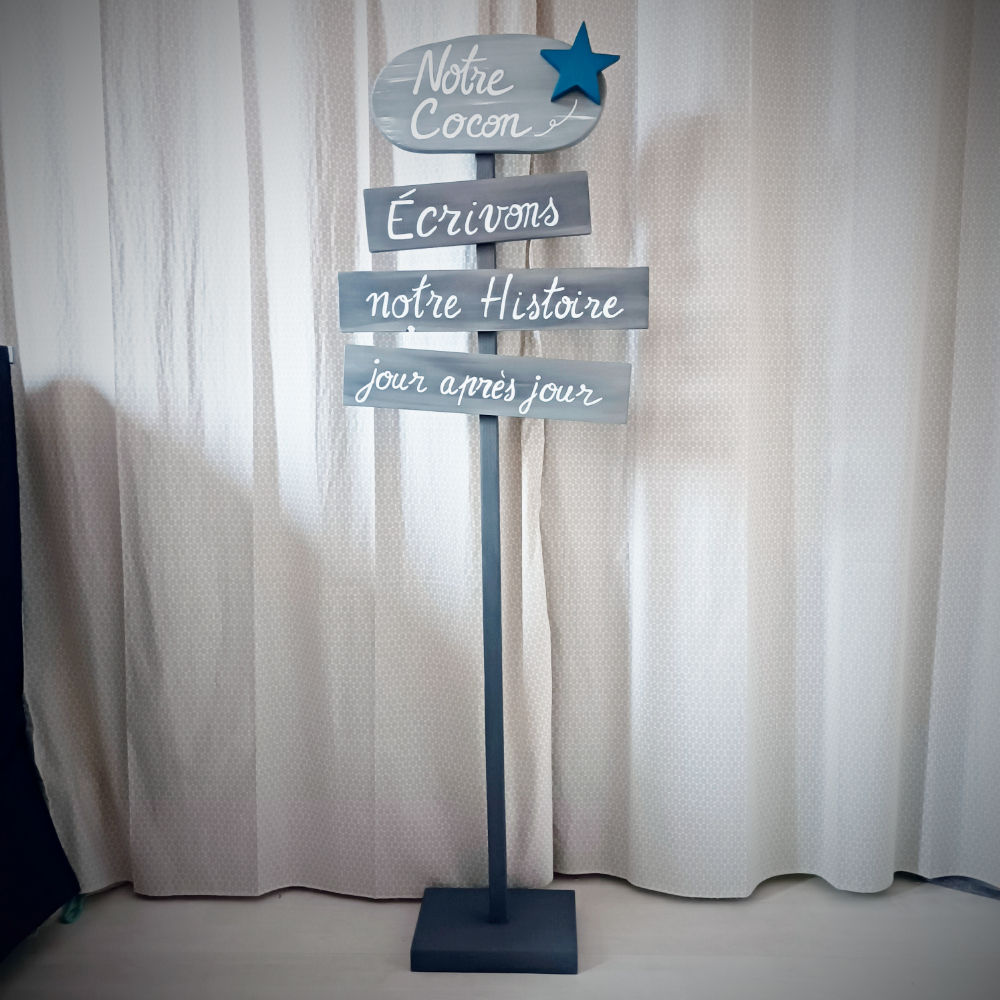 panneau-directionnel-flèche-direction-évènement-bois-interieur-extérieur-personnalisé-artisanal-mariage-commerce panneau-directionnel-flèche-direction-évènement-bois-interieur-extérieur-personnalisé-artisanal-mariage-commerce