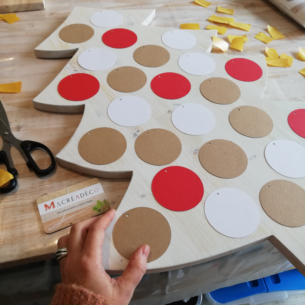 sapin-calendrier-de-l'avent-noel-bois-cadeau-personnalisé-artisanal sapin-calendrier-de-l'avent-noel-bois-cadeau-personnalisé-artisanal