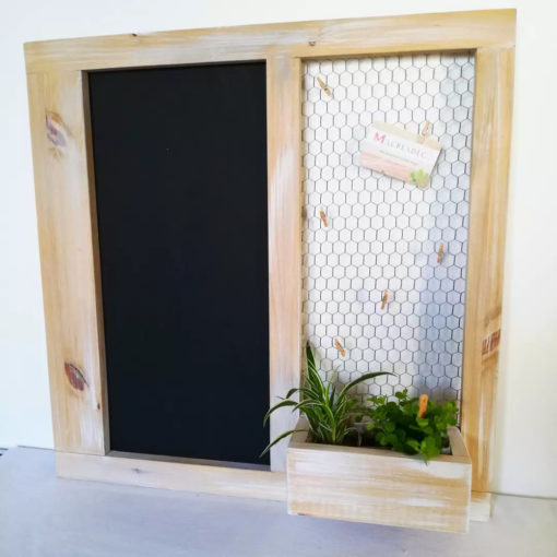 tableau-ardoise-mémo-photos-grillage-jardinière-plante-déco-murale