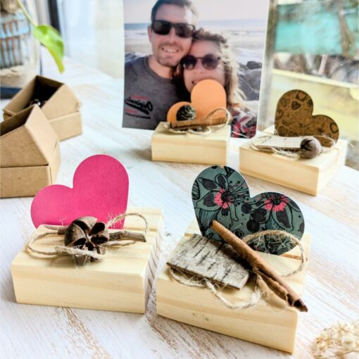 socle-photo-bois-décoration-cadeau-saint-valentin (1)