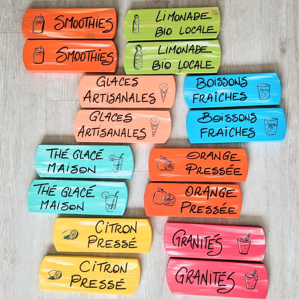 pancarte-panneau-signalétique-coloré-peps-personnalisé-été-commerce Enseignes colorées de boissons glacées et rafraîchissantes.