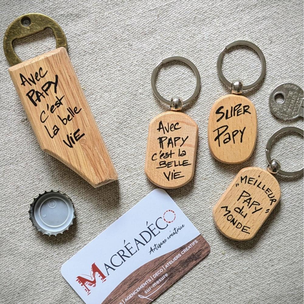 Porte-clés et décapsuleur avec messages pour Papy.