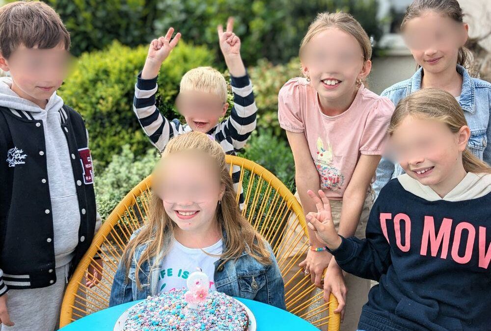 🎉 Organiser un anniversaire enfant créatif : l’atelier idéal pour un moment unique et zéro stress pour les parents !