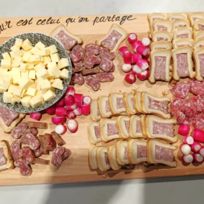 Planche Apéritif Bois Personnalisée 90 cm – Planche Apéro Modulable